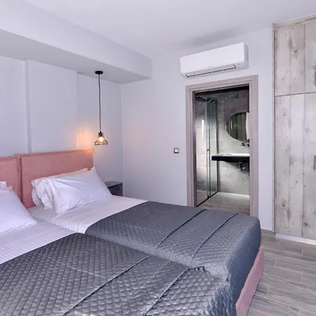 فيلة Gold Sun Ratzaklíon