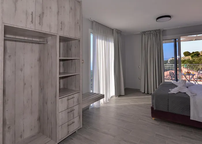 Gold Sun فيلة Ratzaklíon